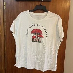 Torrid White T-Shirt with Red Mushroom Design size 2 EUC
